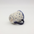 Kubek ceramiczny TULIPAN – elegancki kubek do kawy i herbaty o kwiatowym kształcie, nowoczesny design, wysokiej jakości ceramika.